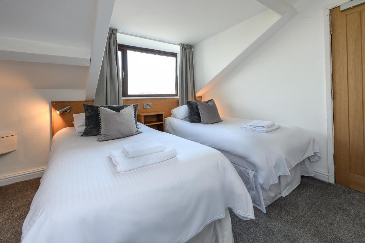 Woodlands Hall Hotel Ederyn Ngoại thất bức ảnh